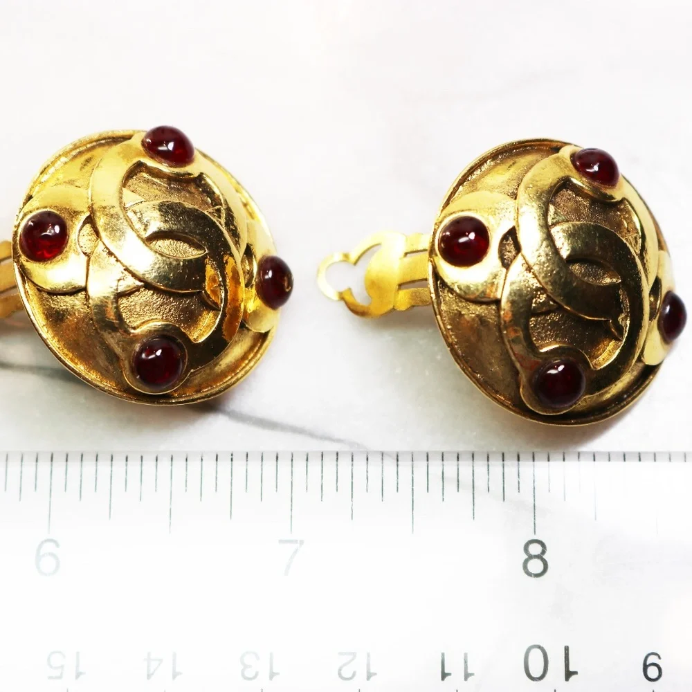 Chanel CC Logo Gripoix Ruby Red Glass Embellished Vintage Clip-on Earrings EUC